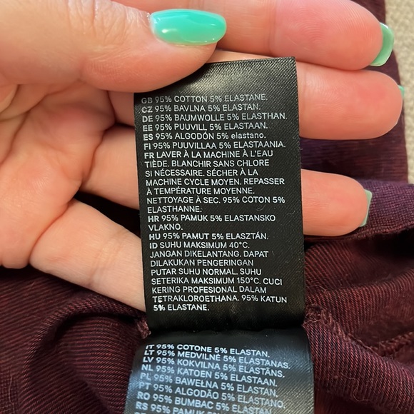 H&M slim fit tee in medium - Picture 9 of 9